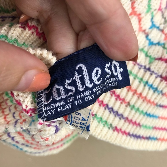 Cutest little vintage knit sweater!! - Picture 8 of 8